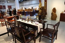 2019上饒茶文化博覽會(huì) 場(chǎng)館展廳亮點(diǎn)紛呈，茶館服務(wù)韻味悠長(zhǎng)