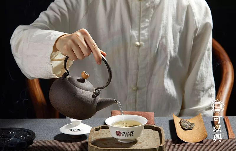 茶韻生金 品茗之道，亦是一種高級(jí)的投資與享受